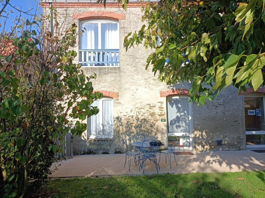 Hotel La Fontaine aux Bretons a Pornic
